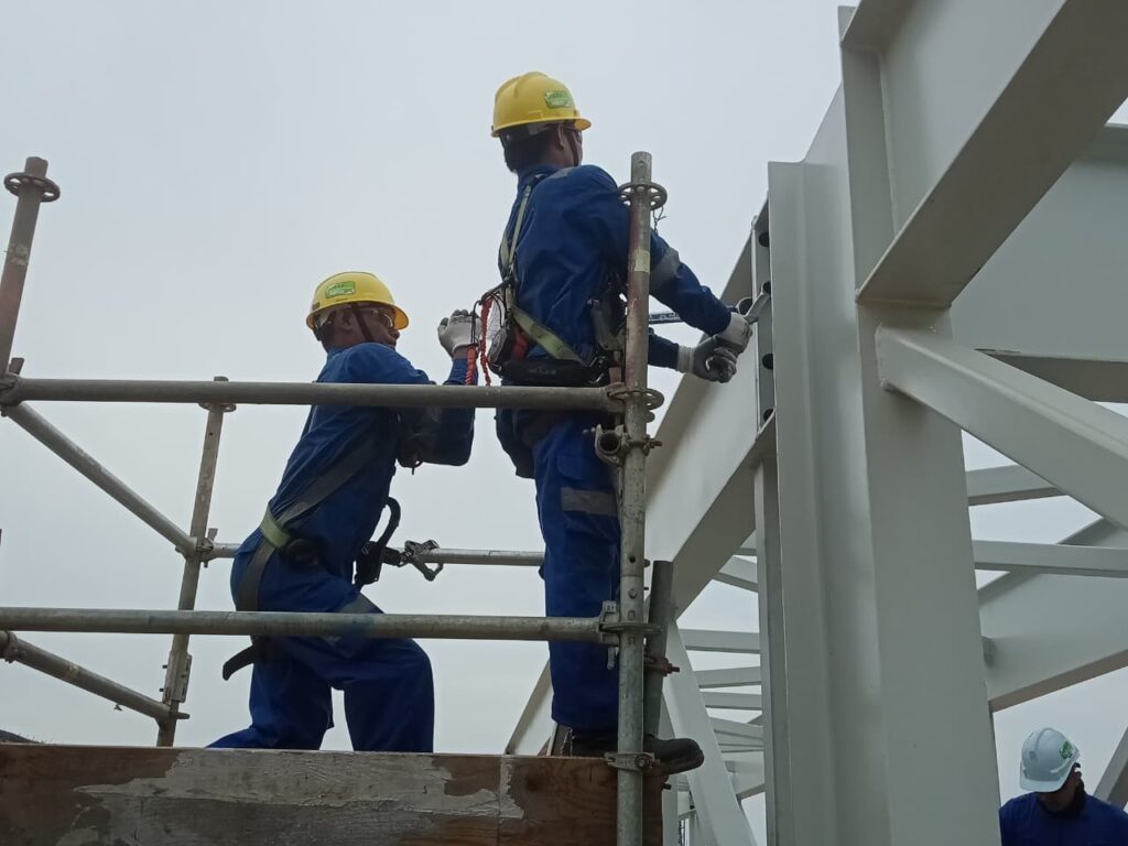 Structure for Vertical Lift Fabric Door