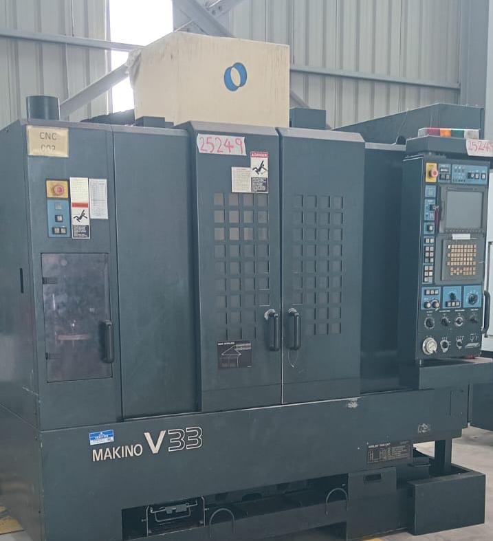 CNC Makino V33